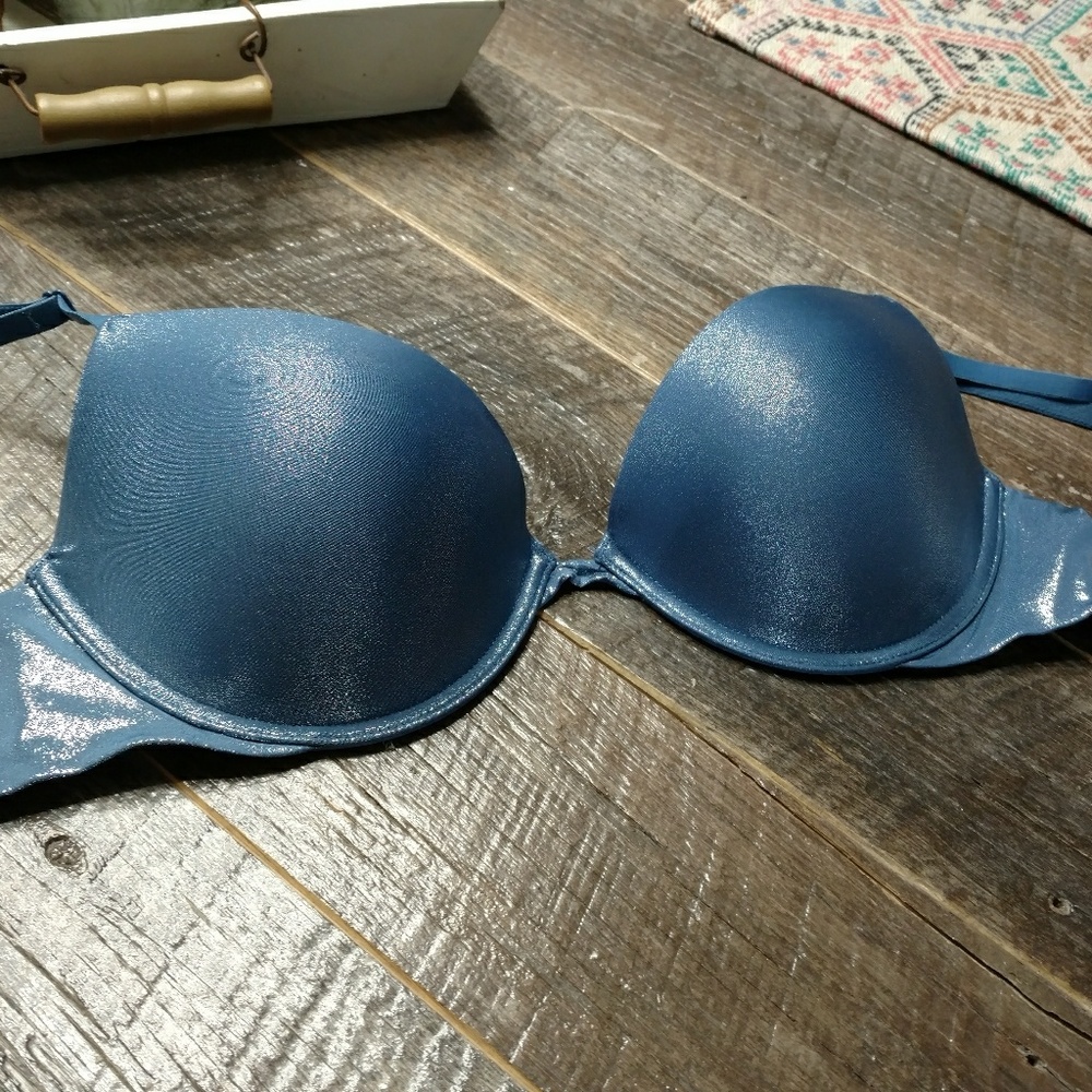 Vs bra